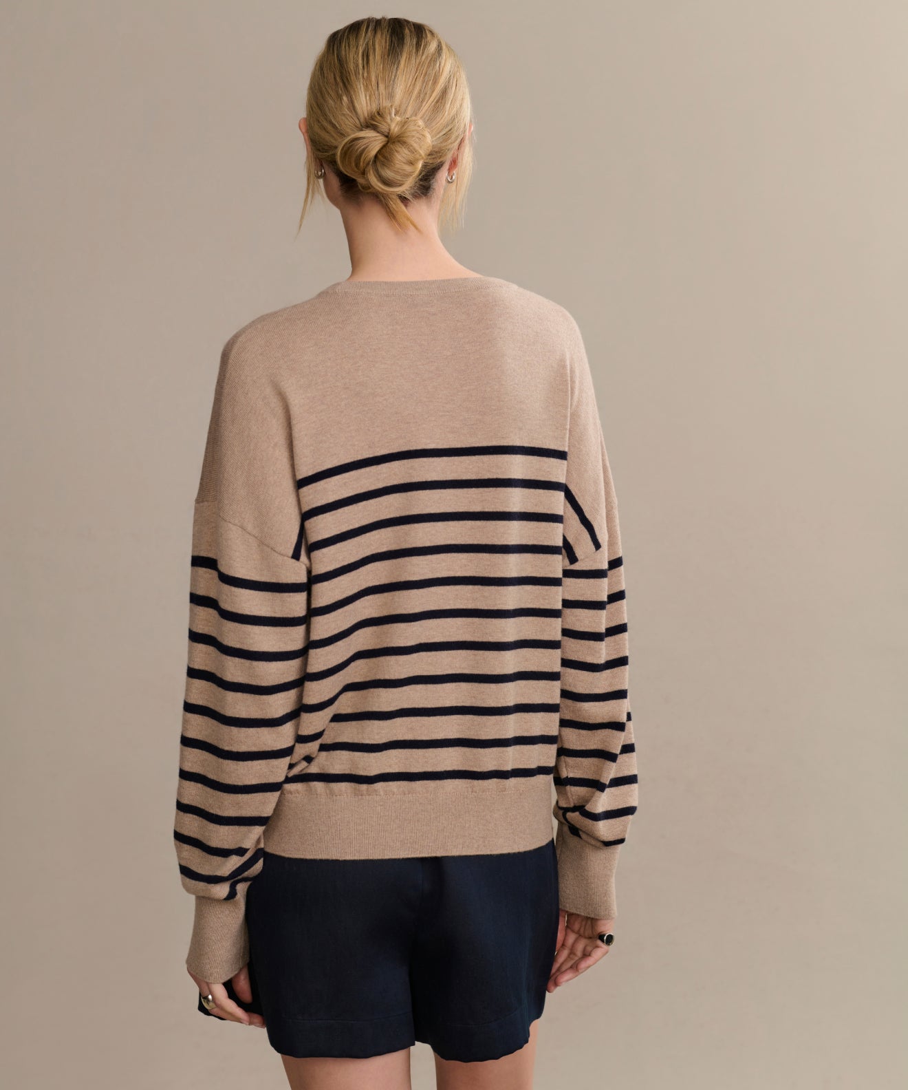 Avery Crewneck